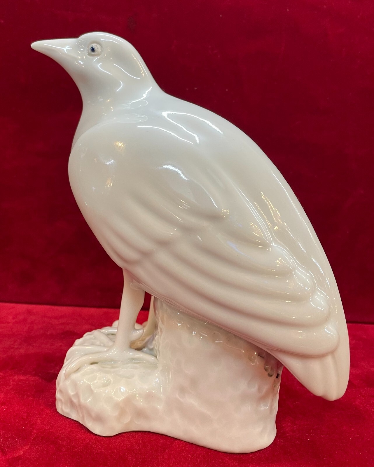 Blanc De Chine/Dehua Porcelain (德化陶瓷) White Dove Qing 1644-1911