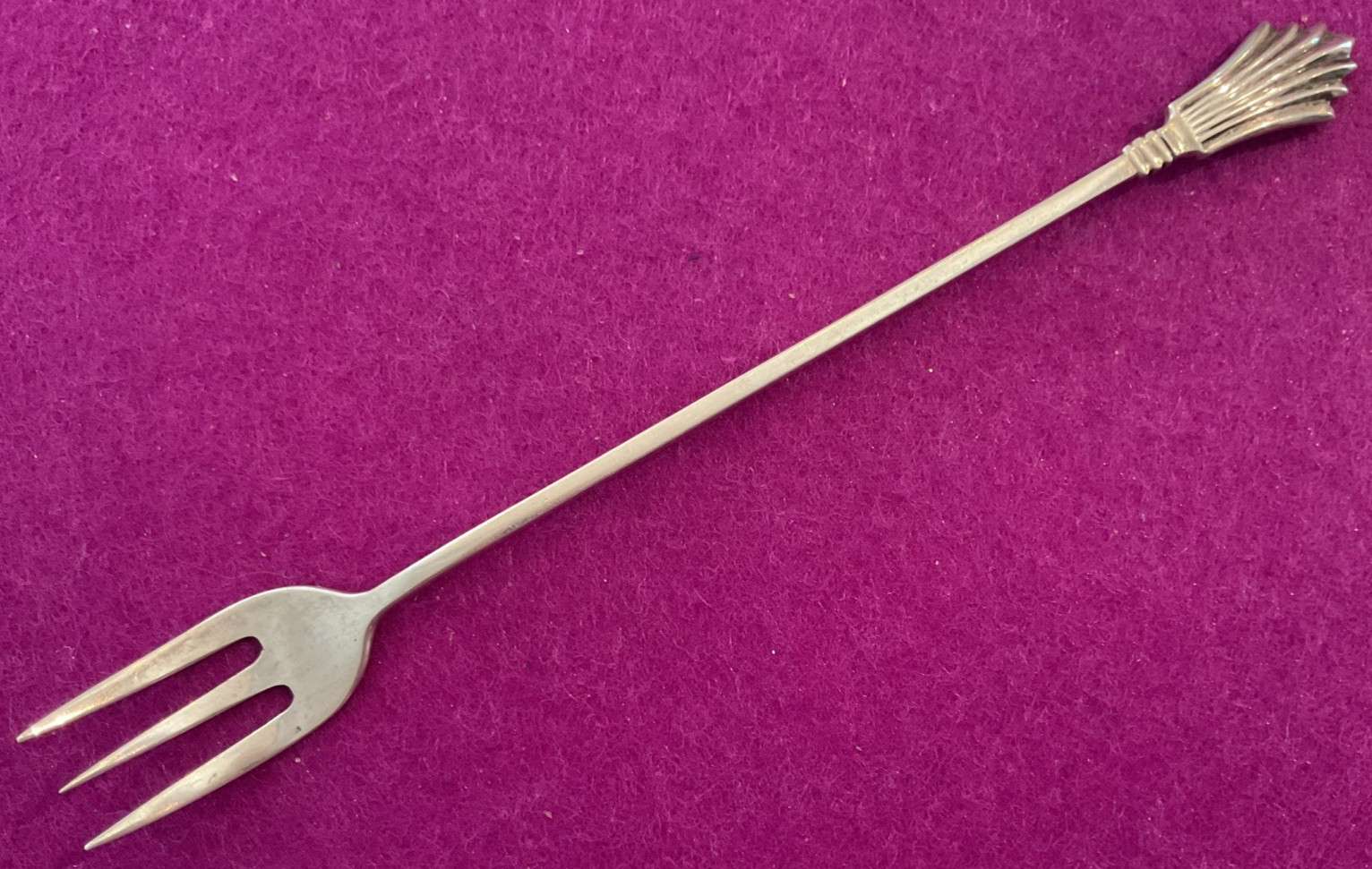 York Pattern by Gorham 5″ Sterling Silver Cocktail Seafood Fork Feather Design