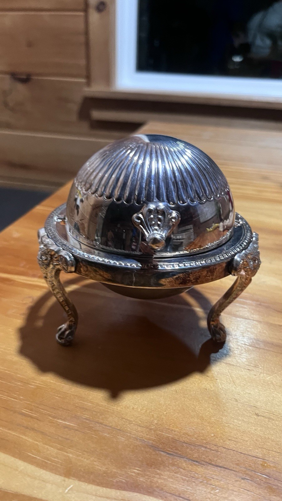 F.B Rogers Silver Co Silver Plate Lion’s Face. Roll Top Dome Butter Dish 1960~5”