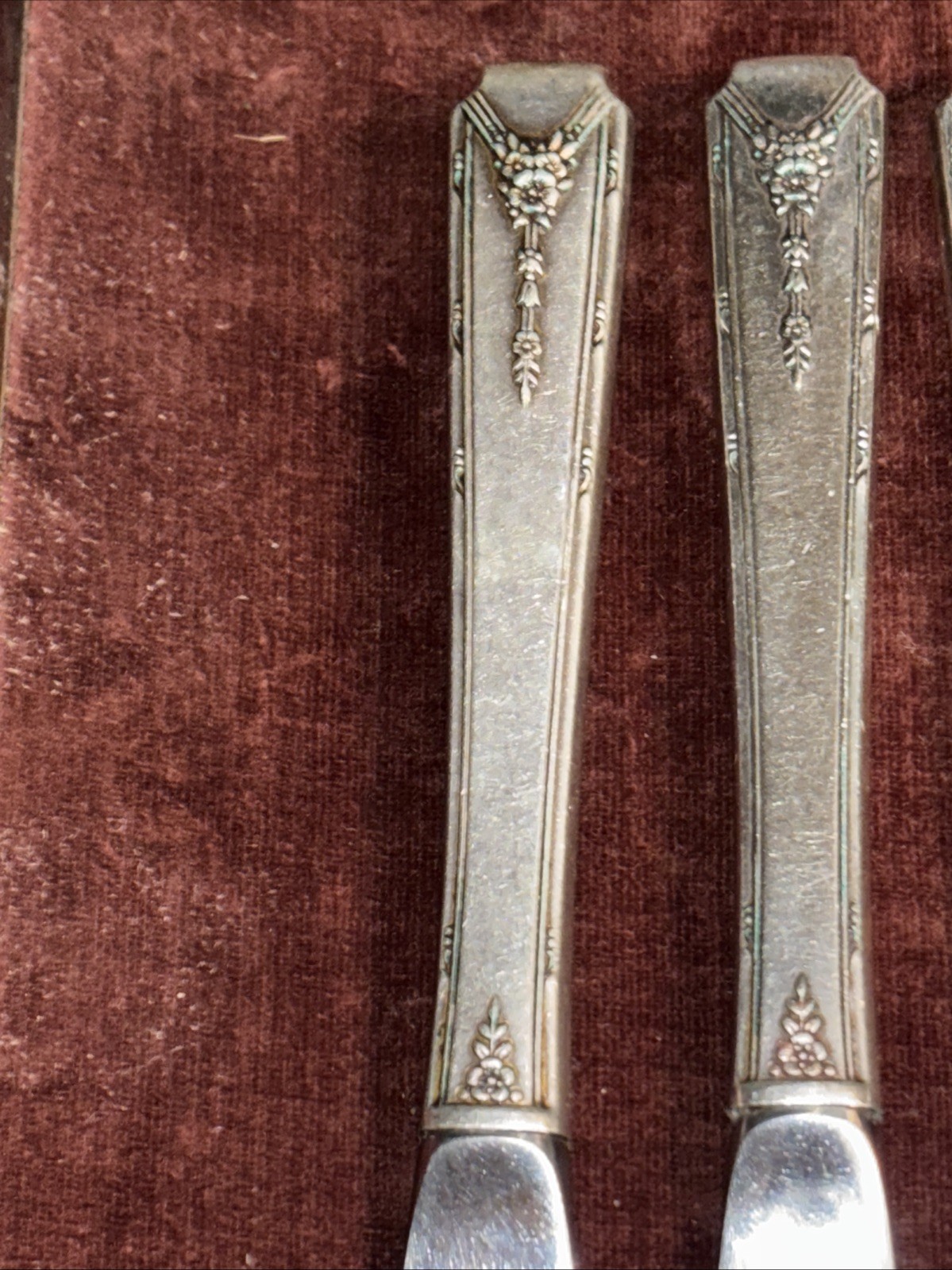 Oneida Community MILADY pattern Silver-Plate 5 pc Set x 8 + 3 = 50 Total