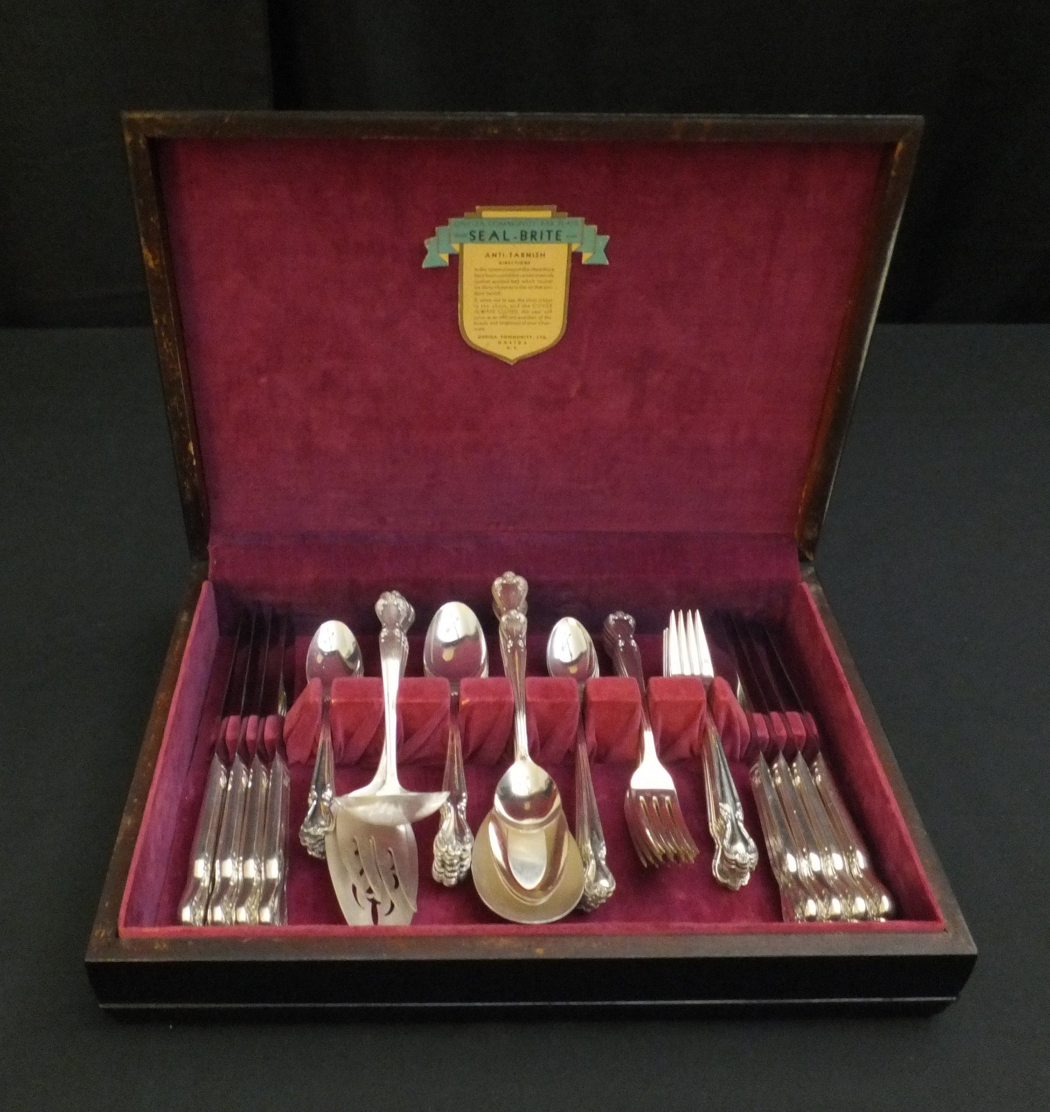 SALE 55pc Rogers silver-plated “Daybreak/Elegant Lady” flatware set for 8 – #34