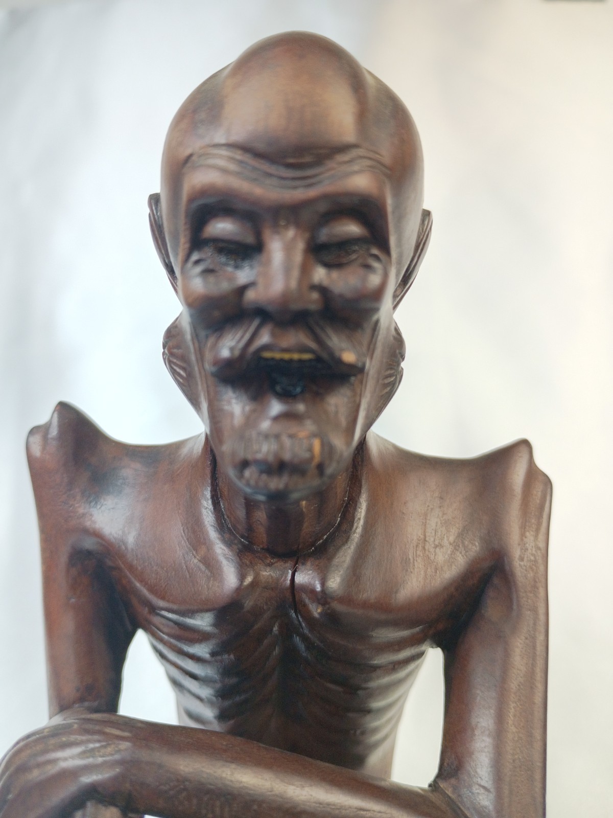 Chinese Wood Carving Emaciated Monk Laughing Buddha Happy Hotei Prayer Beads