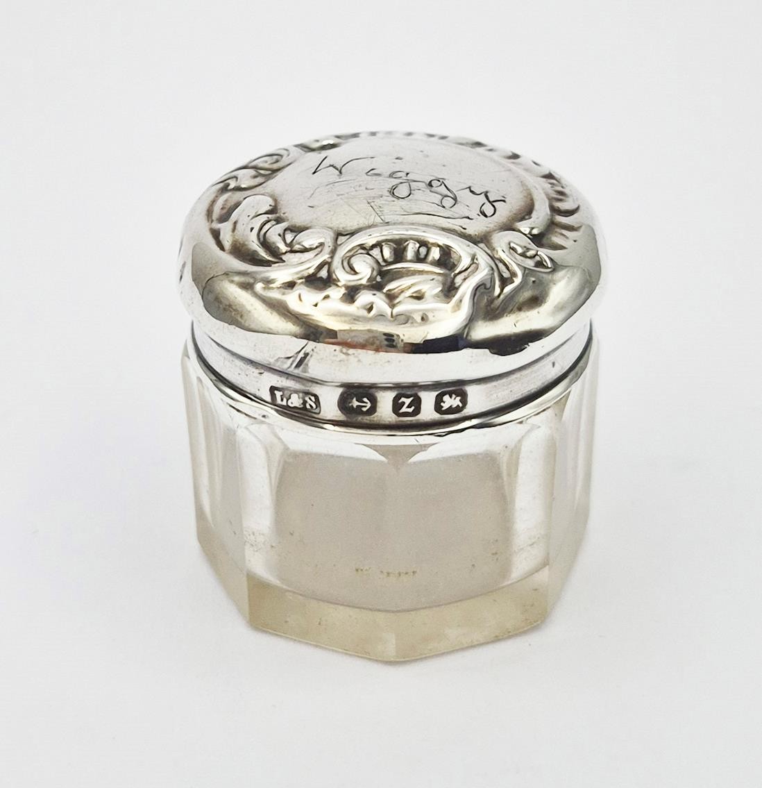 VICTORIAN STERLING SILVER TOPPED GLASS ROUGE POT Birmingham 1899
