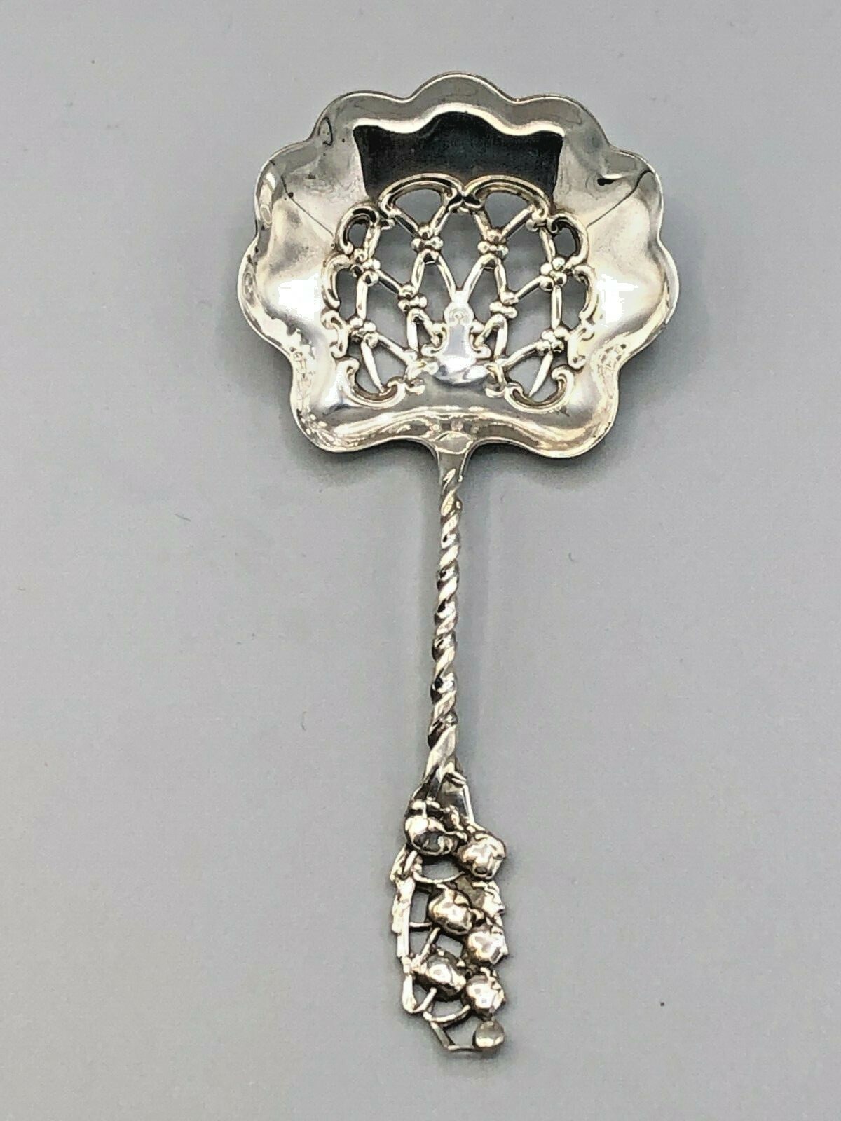 Ornamental Whiting Division of Gorham Sterling Silver Bon Bon Spoon 4.5″