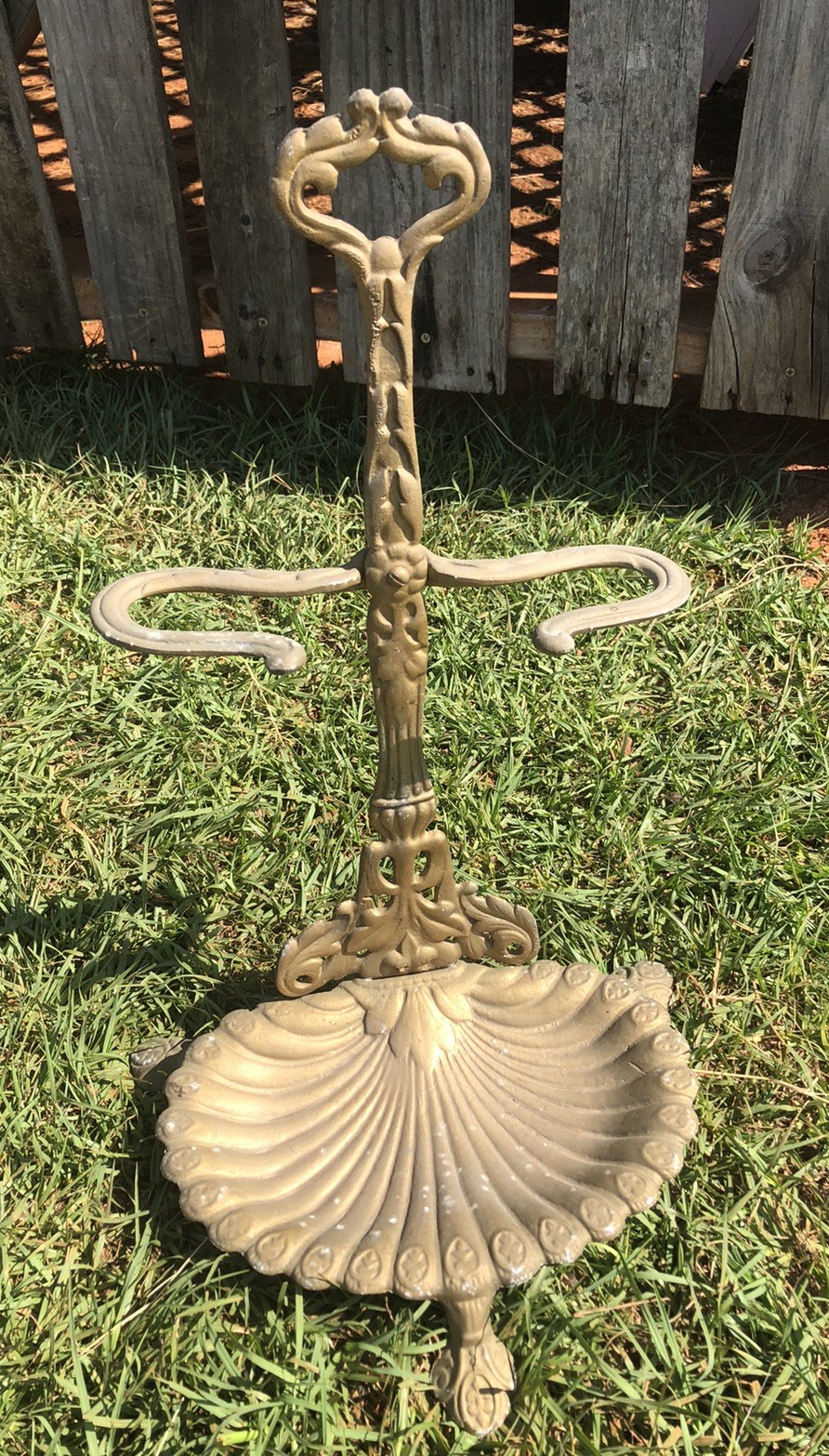ROYAL Cast Iron Hearth Tool / Umbrella Holder Hand Towel Rack Shell Victorian