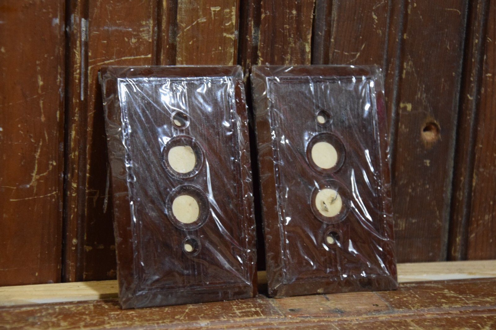 NOS PERKINS STYLE LIGHT SWITCH BAKELITE COVER PLATES DUAL BUTTON ON OFF LIGHTING