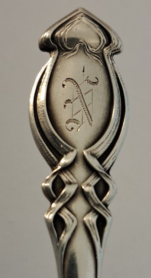 “1906” ART NOUVEAU Sterling Silver 7″ Master Butter Knife MAYER BROS Antique