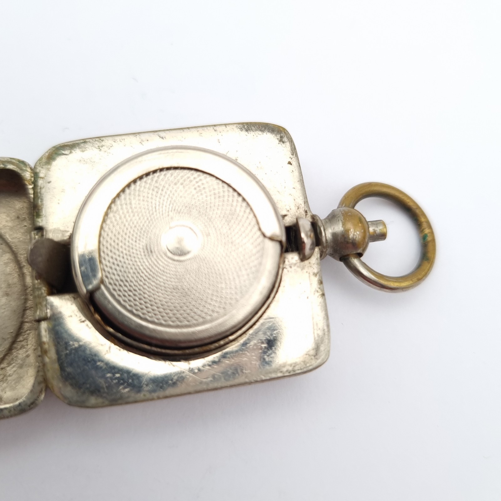 Sovereign Case Unusual Square Shape Decorative Front Fob Type White Metal