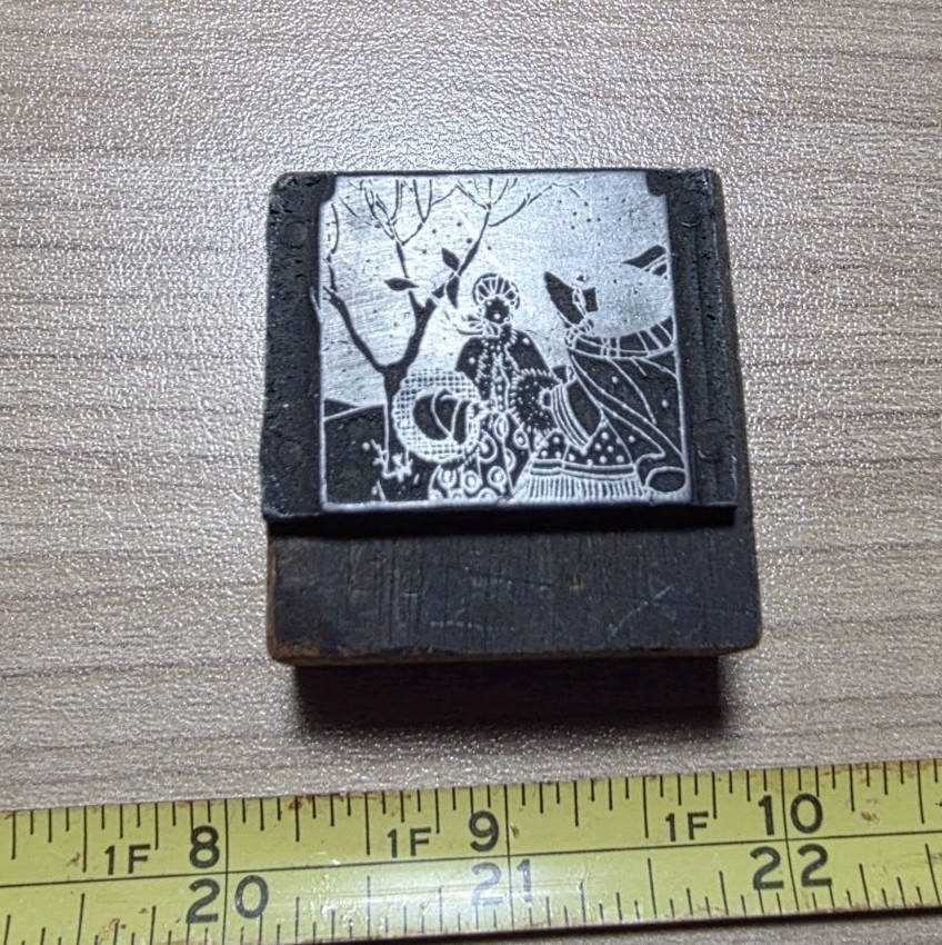 Vintage Letterpress Printing Block Women Winter Bonnet Wreath Christmas?
