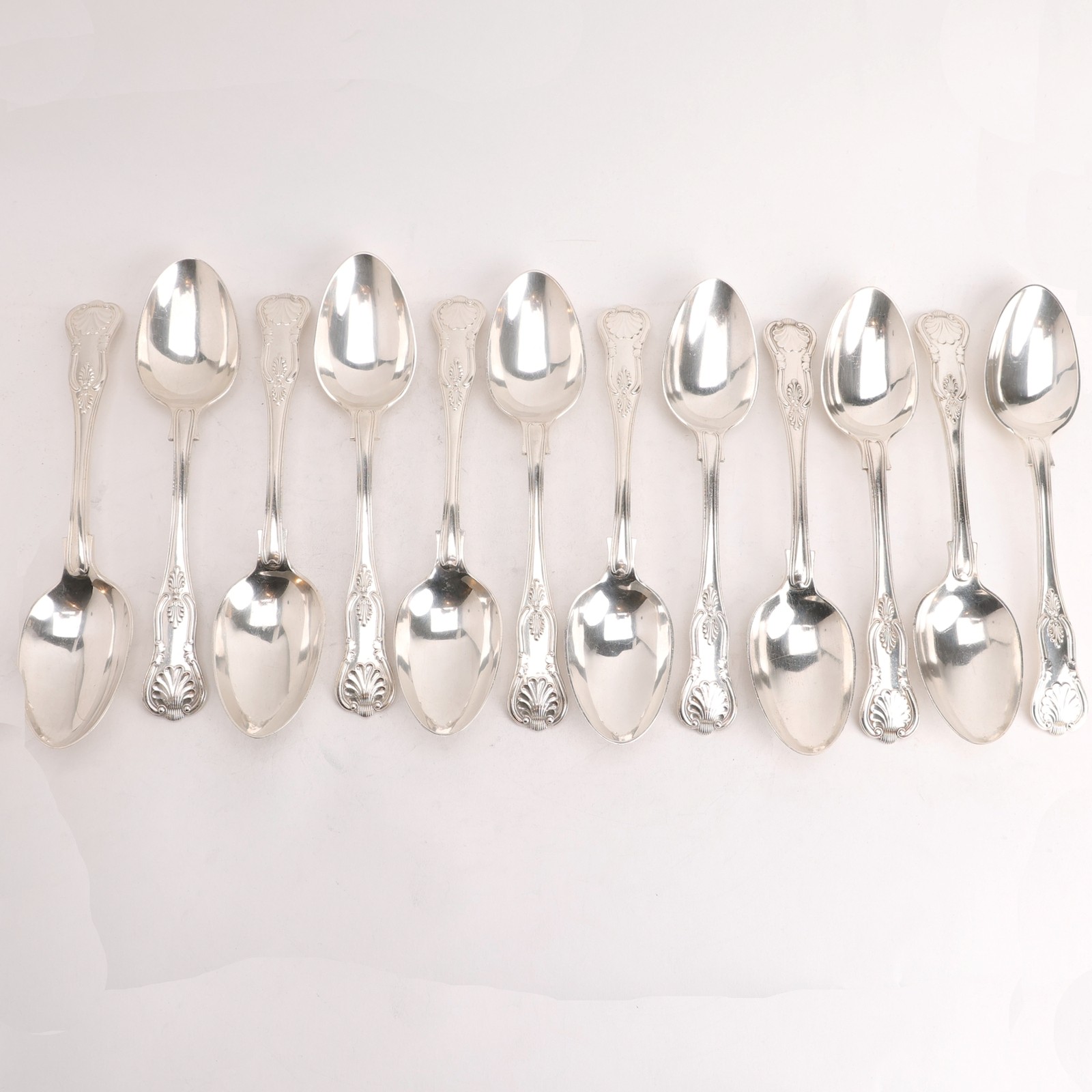 Kings by Mappin & Webb Silverplate 9 1/8″ 12 Piece Tablespoon Set(s) No Monogram