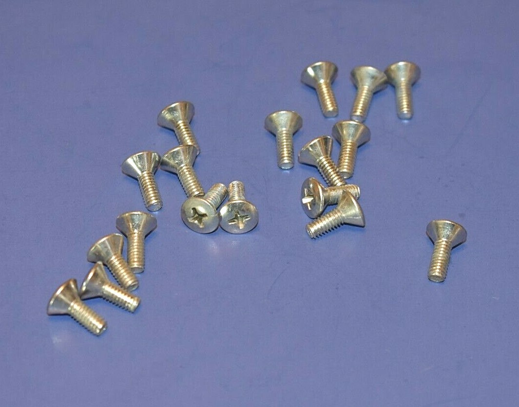 17 Vintage 8-32 x 1/2″ Phillips Head Chrome Plated Brass Machine Screws Bolts