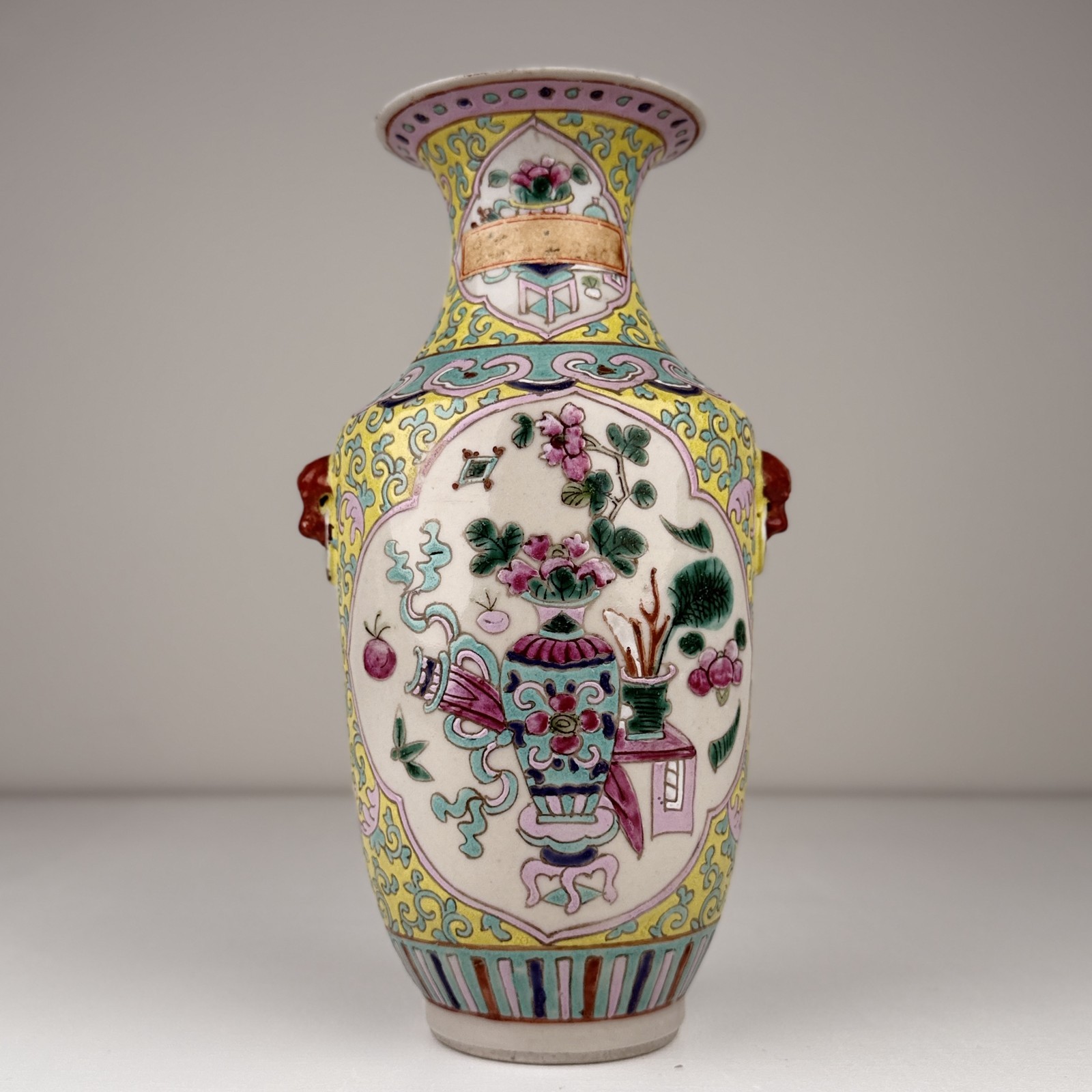 Antique Chinese Famille Rose Yellow Ground “Hundred Antiques” Vase Qing/Republic