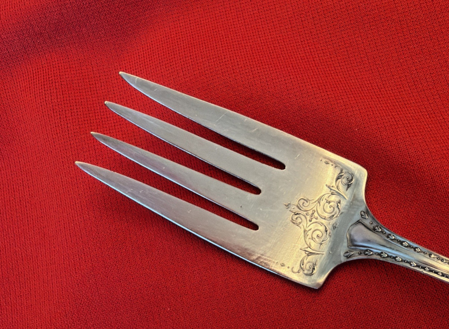 Community Oneida SHERIDAN Silverplate Meat Forks, Fork, Teaspoon w/Monogram