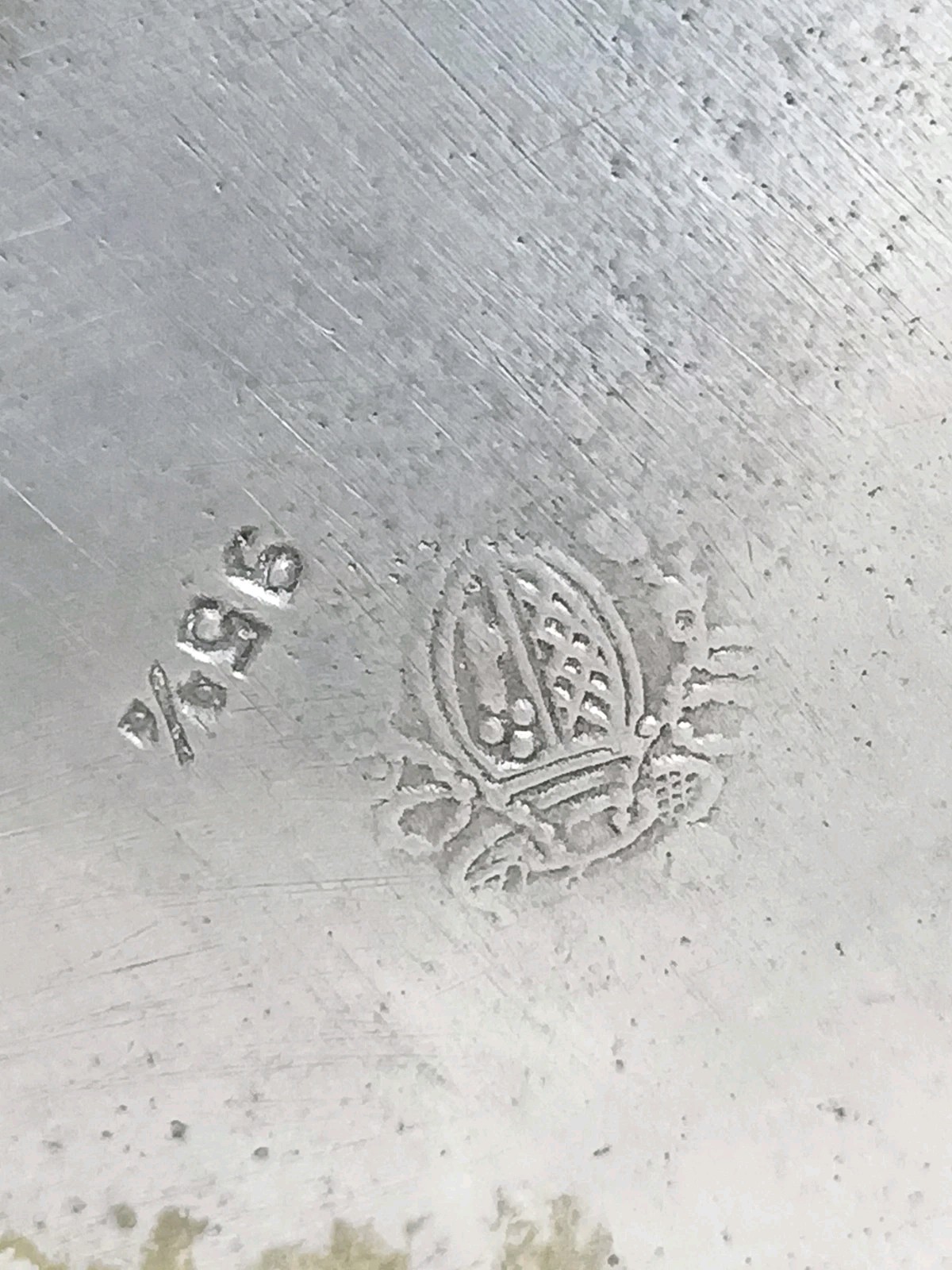 Antique Pewter 1/2 Pint measure side spout 235g