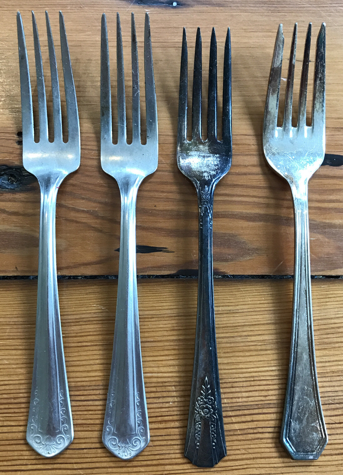 Mixed Patina Tarnish Vtg Mismatched Silverplate Genesee Walco Stainless Forks