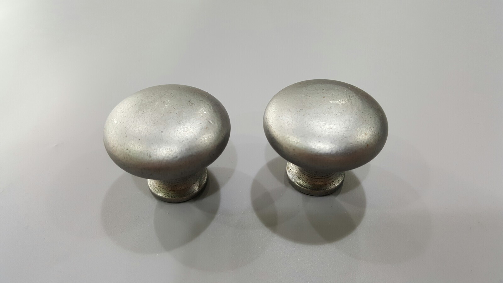CAST IRON PLAIN SHAKER 38MM KNOB FOR DRAWER POLISHED IRON KITCHEN CUPBOARD/UNITS