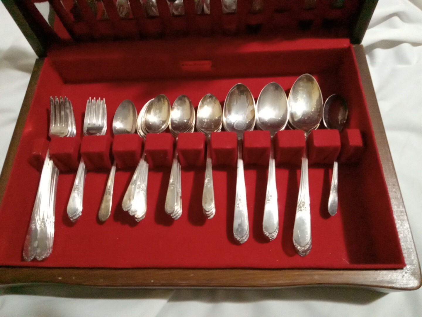 1930s VNTG WM Rogers A1 Plus Decorative Silver Set In Case 53pc Silverware ML57