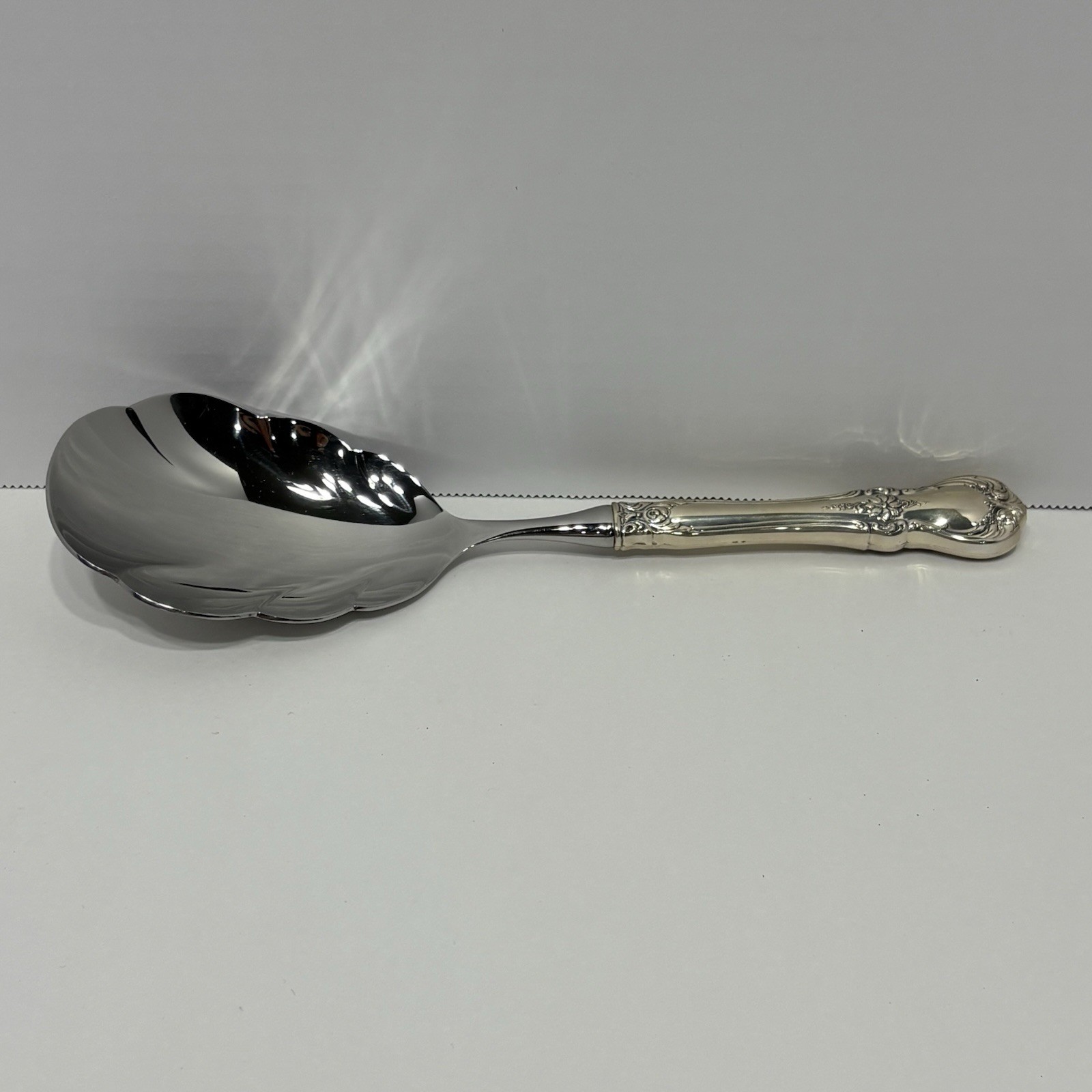 Towle Old Master Sterling Silver Handle Rice Spoon Scalloped 8 1/2” Never Used