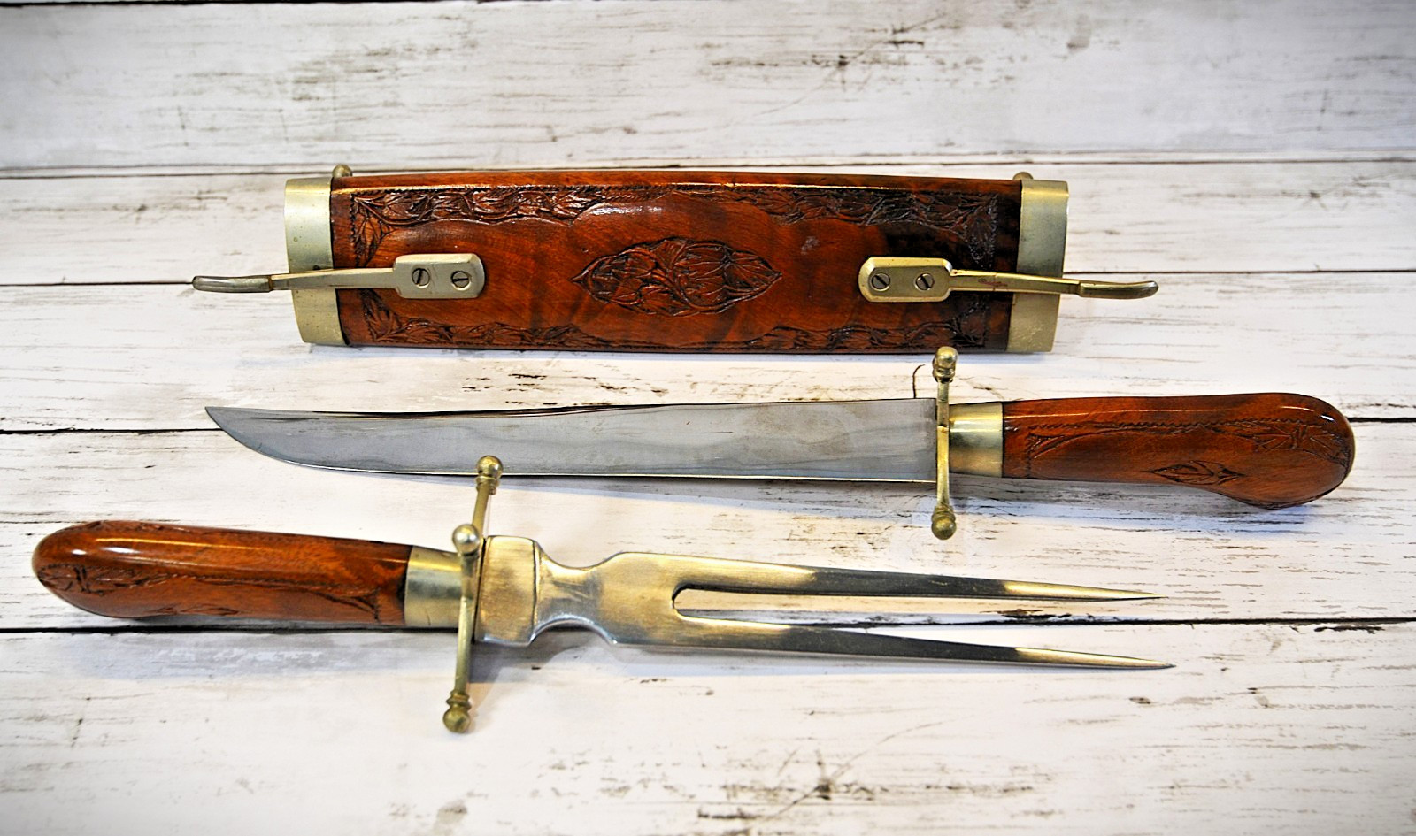 Vtg Hand Carved INDIAN 3 Piece Cutlery Set (20″) 14″ Knife 13″ Fork, Wood sheath