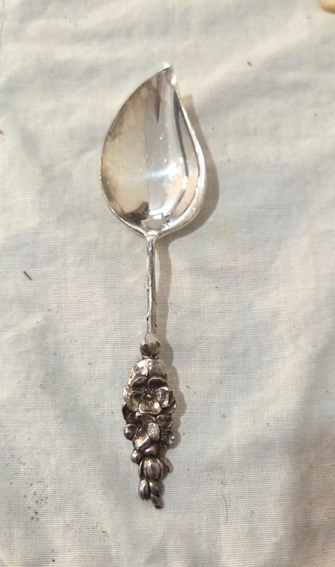 Reed & Barton Harlequin Silver Plate Jelly Server Appetizer Spoon 5 3/4″