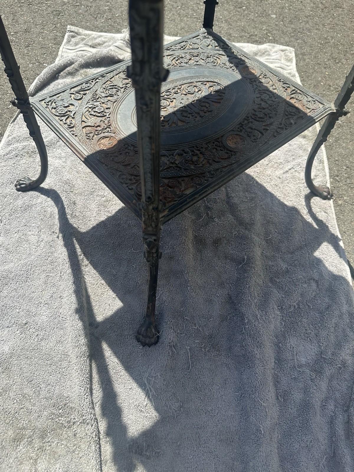 1830s German cast-iron table fairy Luster theme gargoyle clawfoot