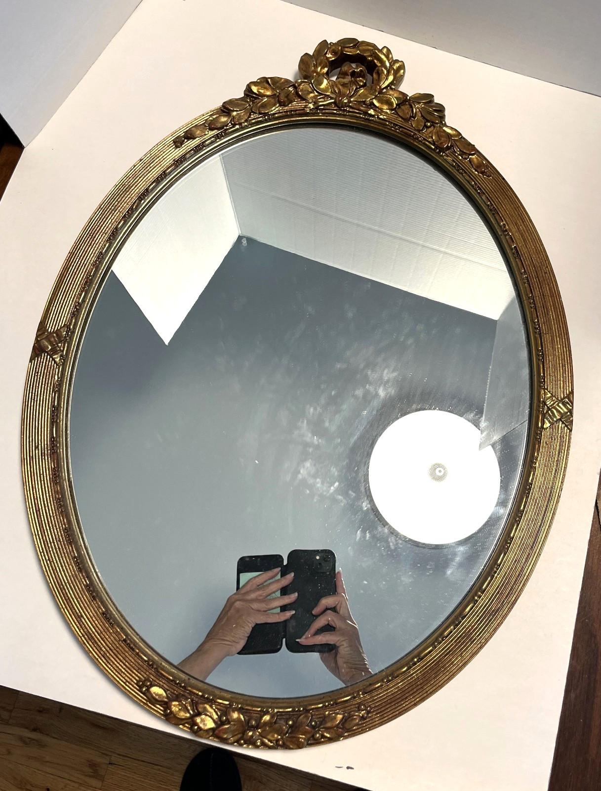 Vtg Carolina Mirror Company Golden Victorian Wall Mirror Gold Leaf Frame 23 x 17