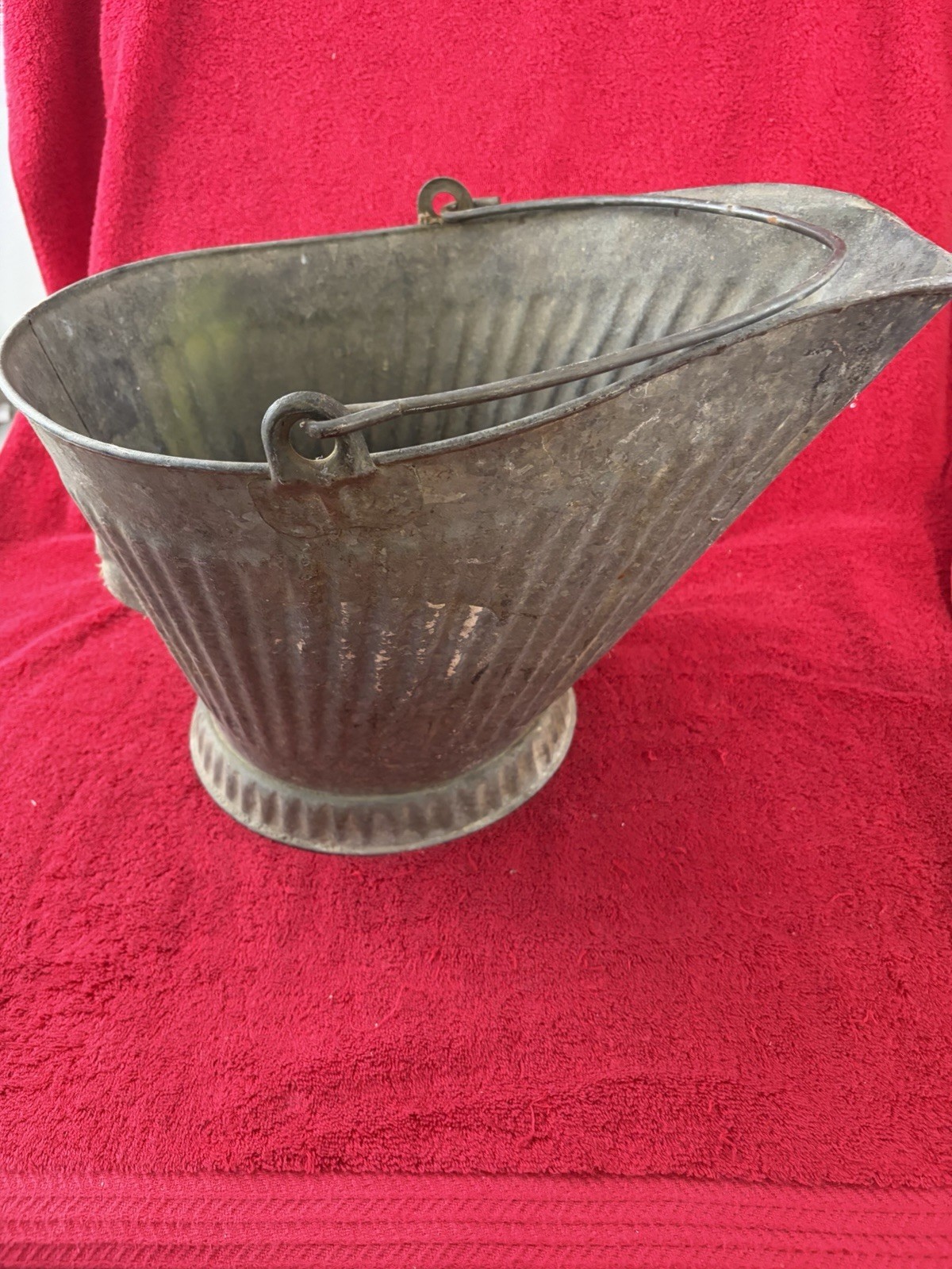 Vintage Galvanized Steel Coal/Ash Bucket Pail Handle Farmhouse Decor