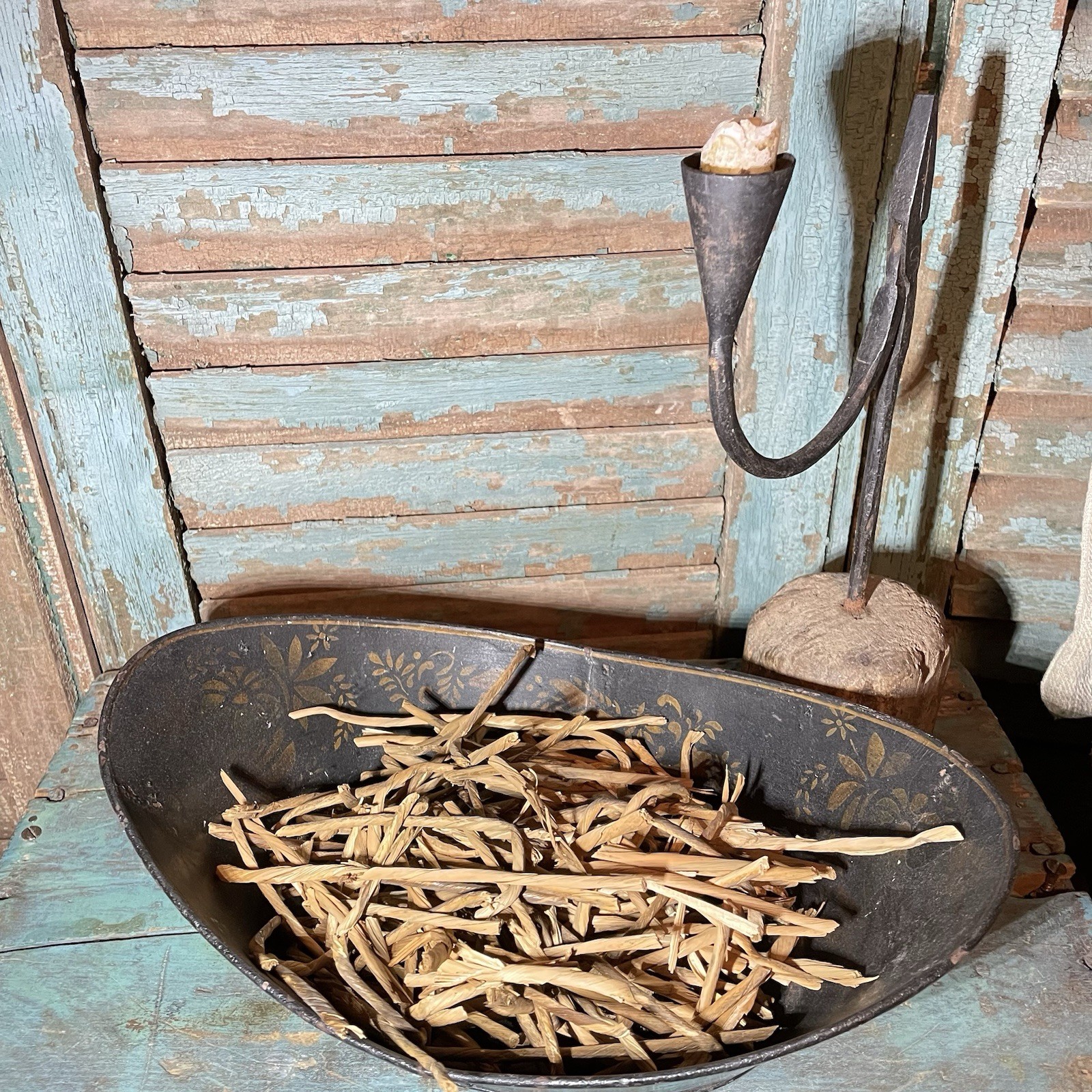 100+ PIECES AUTHENTIC 1800s BARN FRESH ANTIQUE EARLY LIGHTING DRIED RUSH AAFA