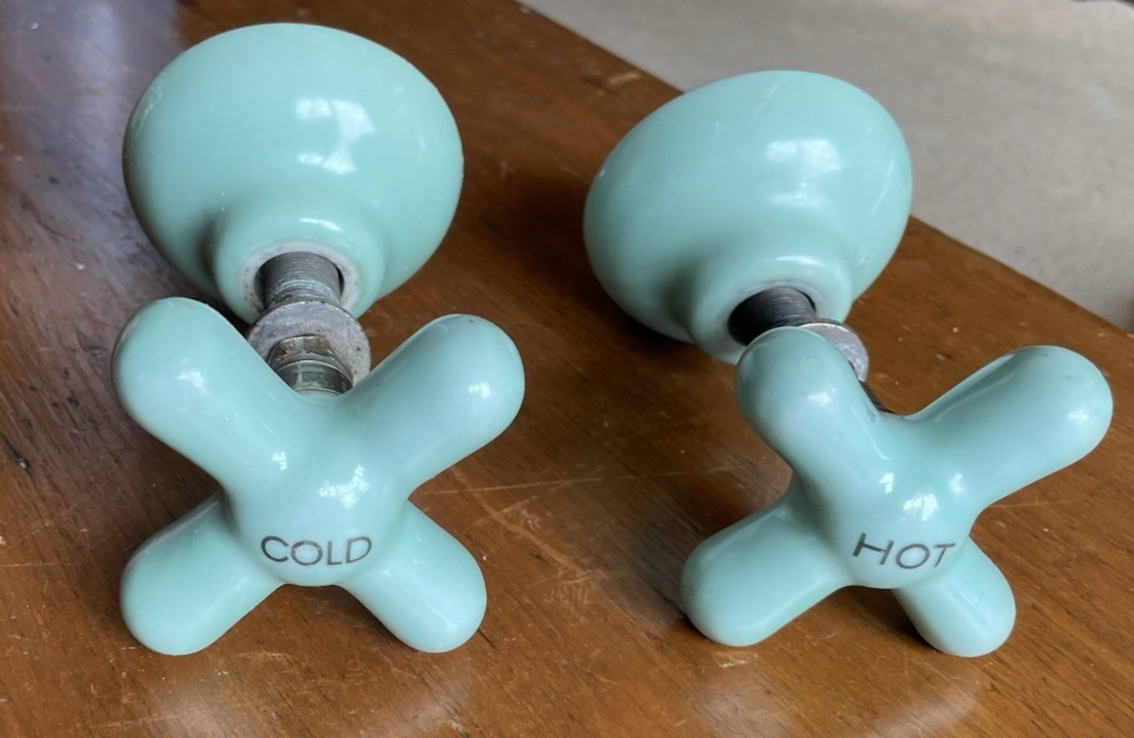 RARE Porcelain Green Hot & Cold Cross Sink Tub Bathroom Faucet Knobs Assembly