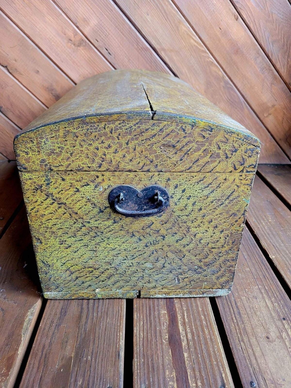 Antique 1830s Sponge Decorated New England Immigrant Dome Lid Trunk Chest Box