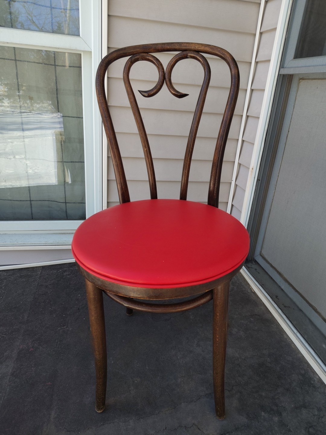 Antique Sweetheart Bentwood Thonet Style Bistro Chair Solid Wood Vintage(Poland)