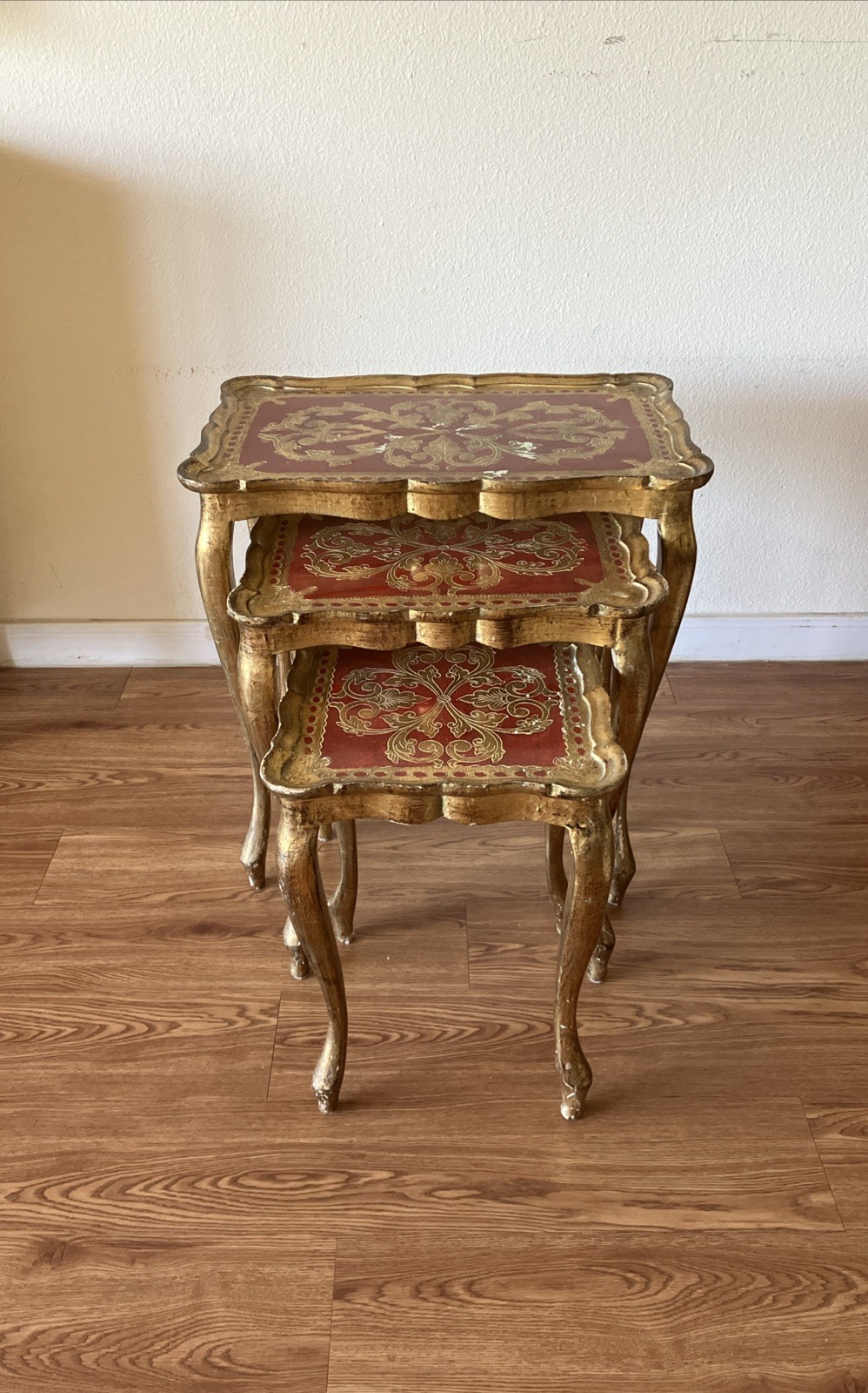 Set Of 3 Italian Florentine Red/Gold Gilt Nesting Tables Ornate Design Italy