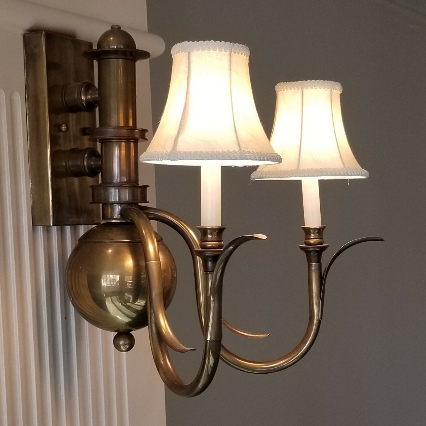 6-Lights Elegant Antique Brass scones, 120V, E12 Light Bulbs, 60W/socket led