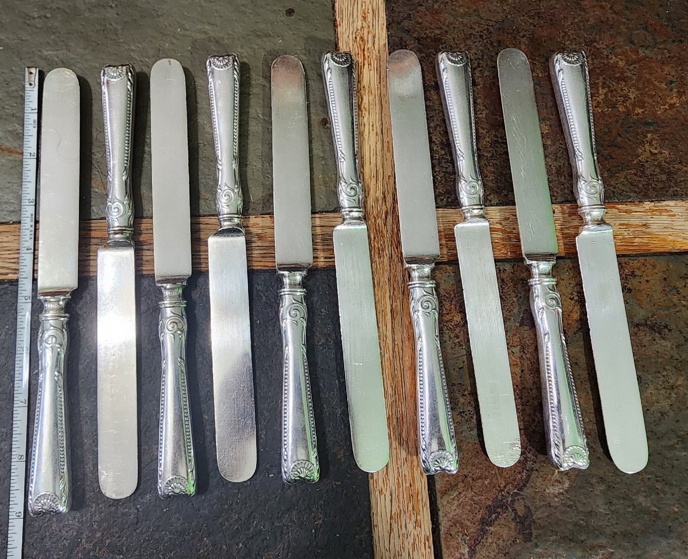 ✅️ LOT OF 10 ANTIQUE c1890! CLERENDON SILVERPLATED OLD FRENCH HOLLOW KNIVES