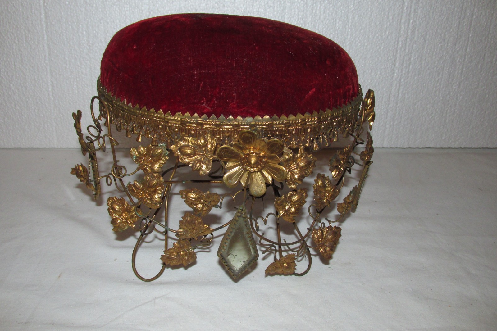 Antique Globe De Mariee Interior Cusioned Stool Part Ormolu Flowers Mirrors