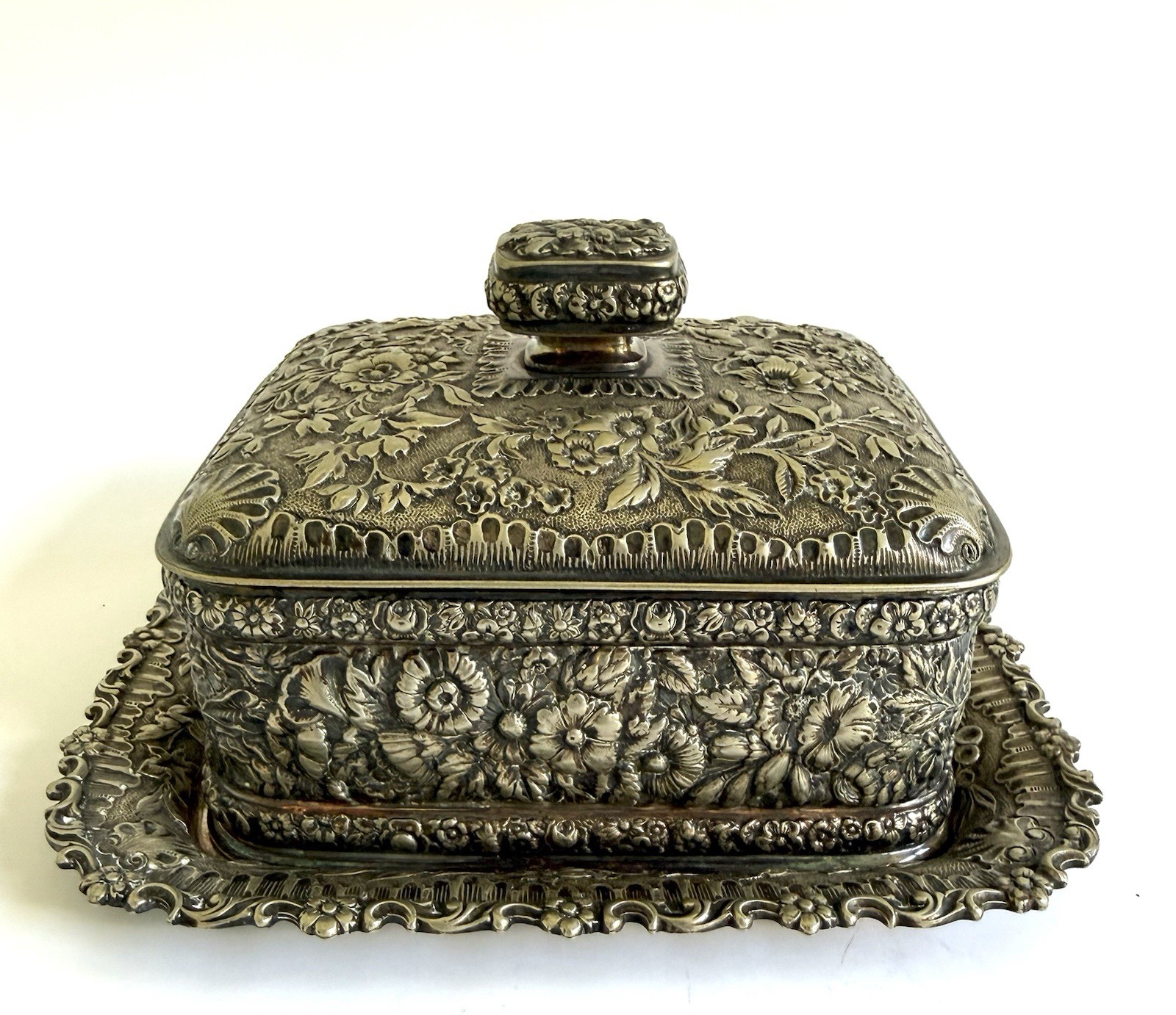 Victorian Tiffany & Co. Makers Silver Soldered Repousse Trinket Box & Tray Set