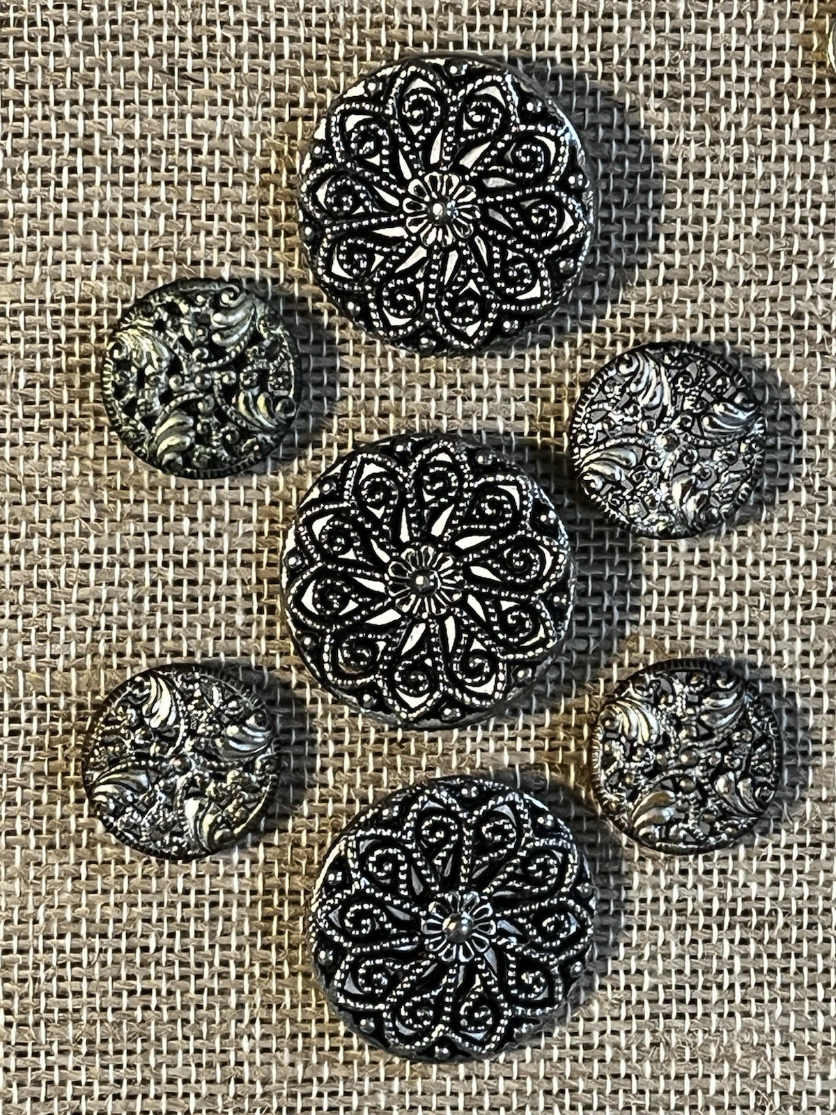 7 Vintage Rare Metal Sparkle Twinkle Shank Buttons Victorian Filigree .75″ 1.25￼