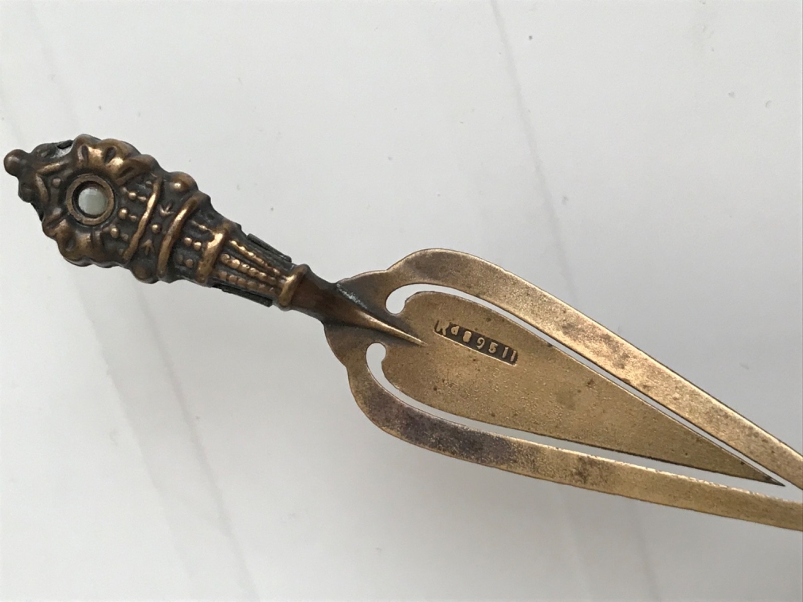 Cute Brass Vintage trowl bookmark in Excellent Condition Antique