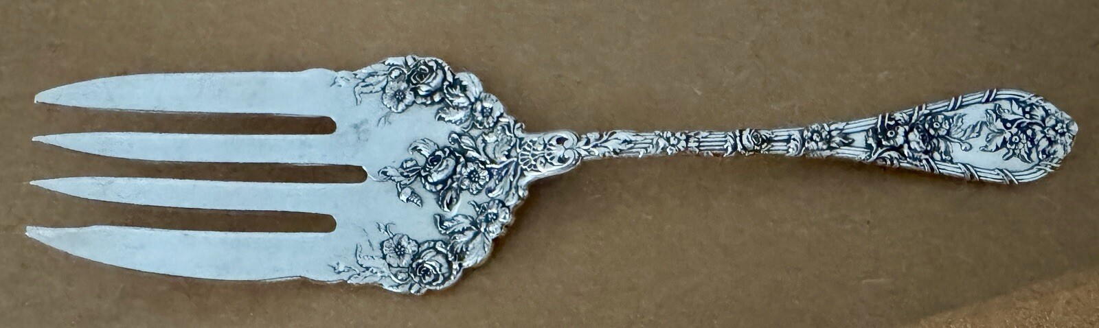 ART NOUVEAU DURGIN GORHAM DAUPHIN STERLING LARGE SERVING FORK NO MONOGRAM