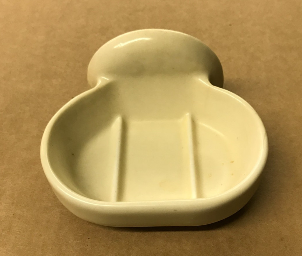 VTG Buttercream Yellow Ceramic Porcelain Wall Mount Soap Holder Dish 1750-25B
