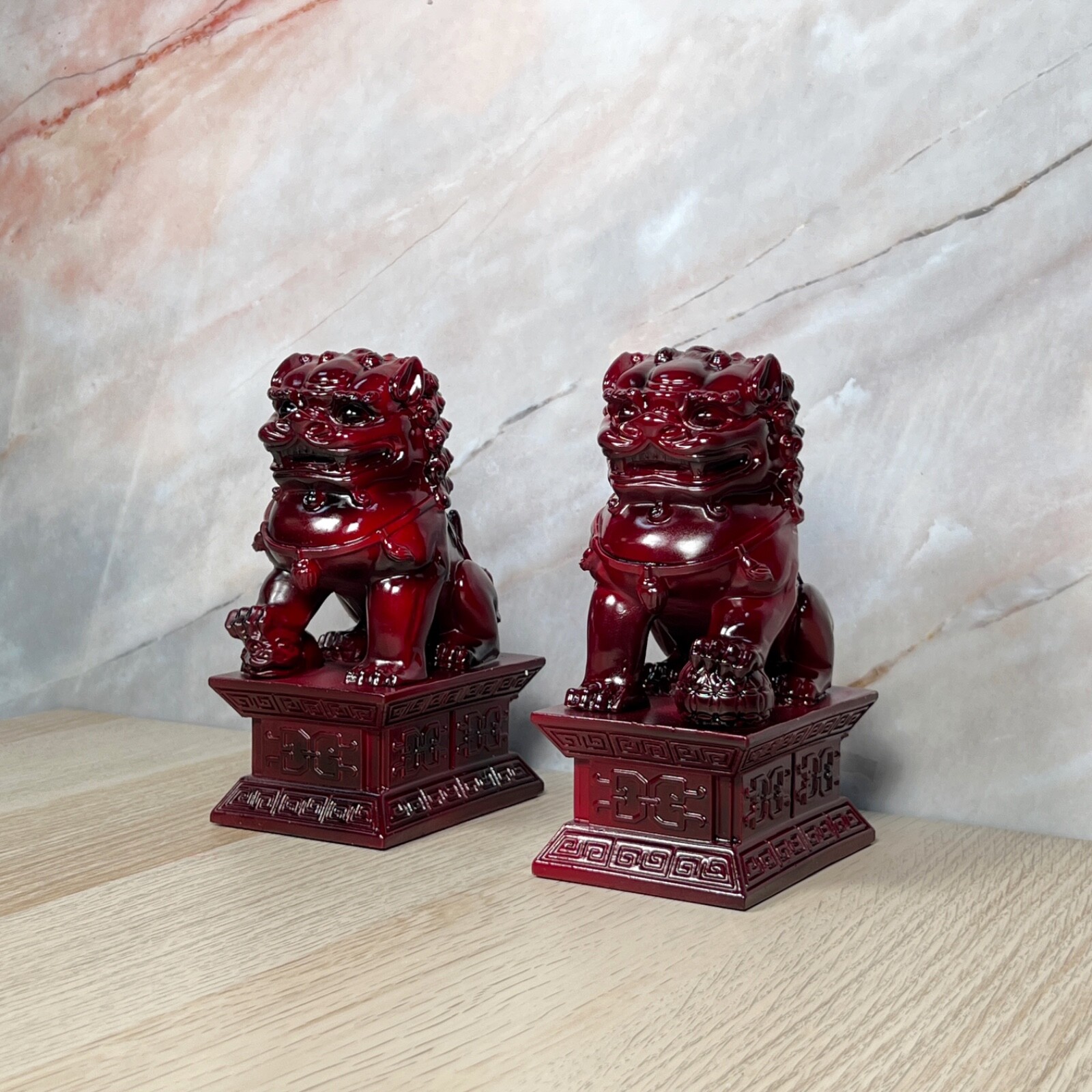dark red Lions Statues Wealth Protection Figurine Decorations Home Decor Gifts