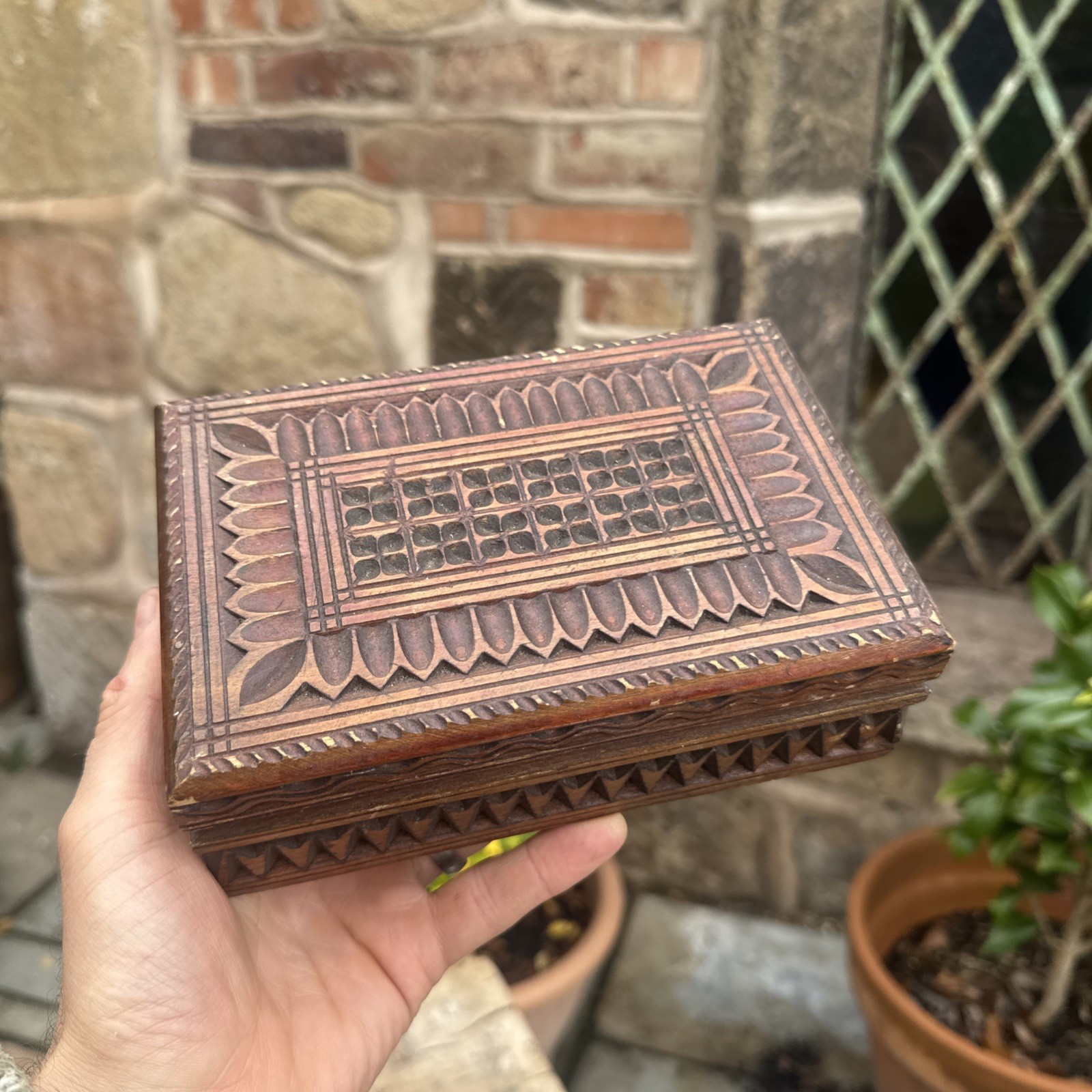 Vintage Wood Box Storage Carved Detail Jewellery Trinkets Keepsake Ornate
