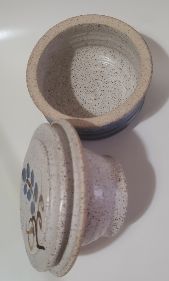 Blue White Grey Stoneware Textured Fleur de Lys Lis Butter Crock Bell Keeper EUC