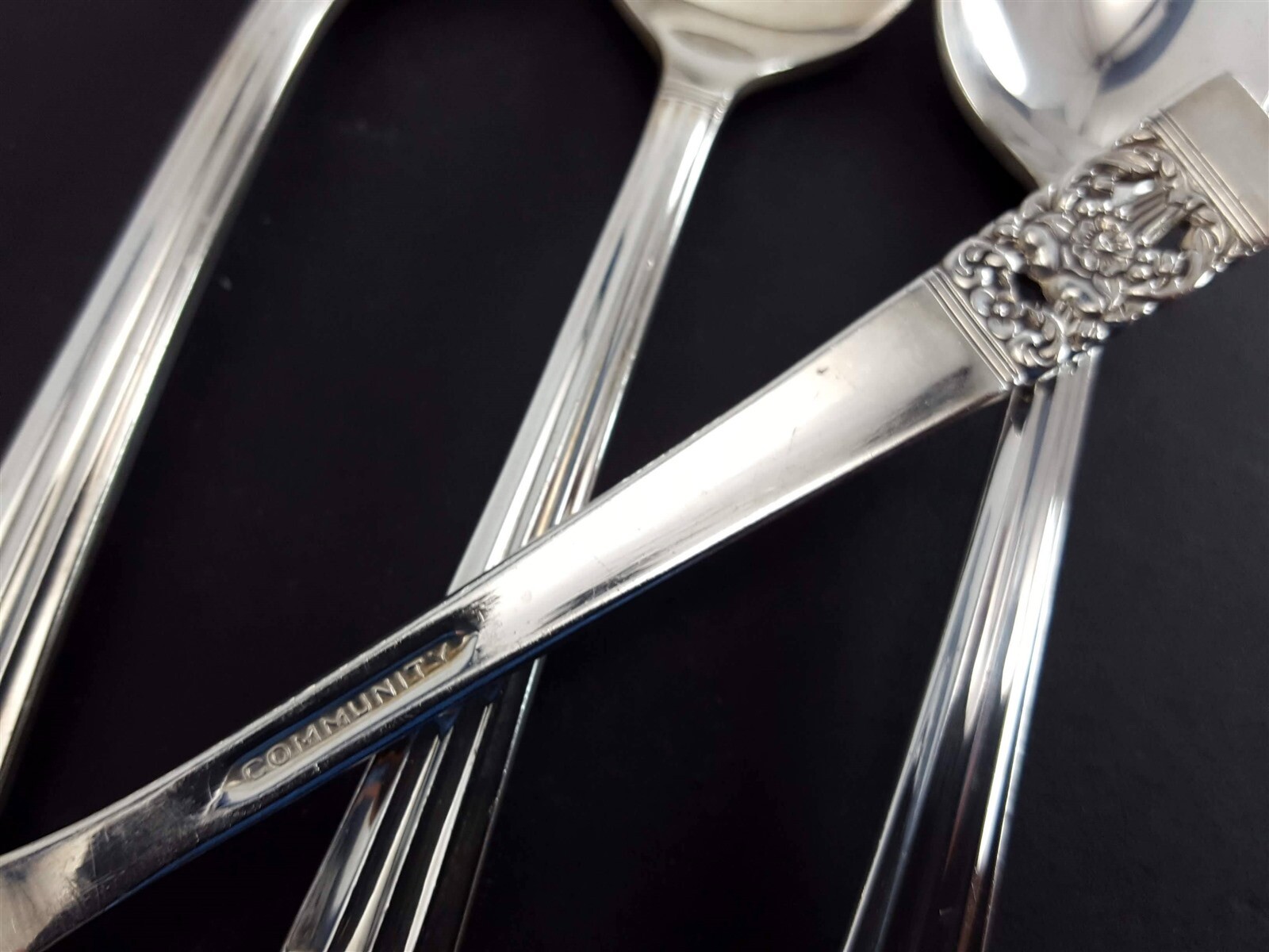 Oneida CORONATION 4 Teaspoons 6-1/8″ Community Silverplate Flatware 1936