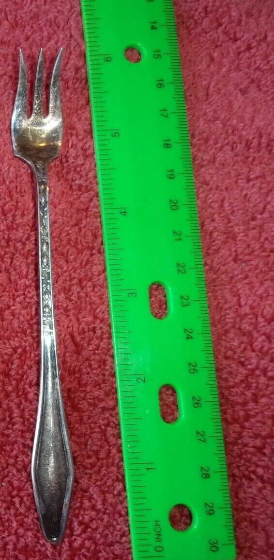 1 Vintage Stratford Silver Co Special Forks Silverplate Cocktail fork Appetizer