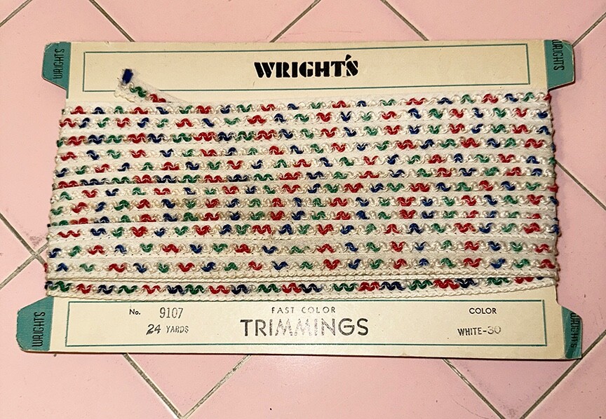 Vntg 12 Yards NEW Wrights Fabric Trimming Trim White Red Green Blue #9107 Sewing