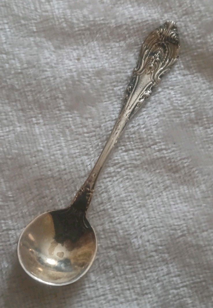 Vintage 1920’s-1940’s Wallace Sterling Silver Salt Spoon