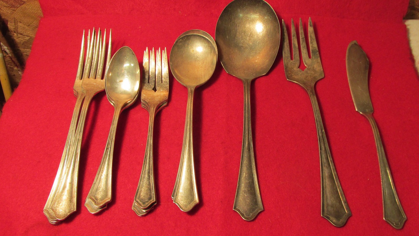 Oneida Community Par Plate Vernon / Ashley Lot- 20 pcs