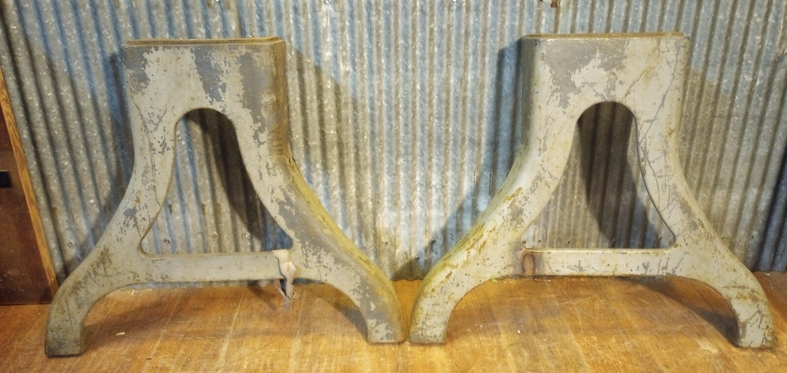Pair of Cast Iron Machine Legs 21 1/8″ T x 25 1/4″ W