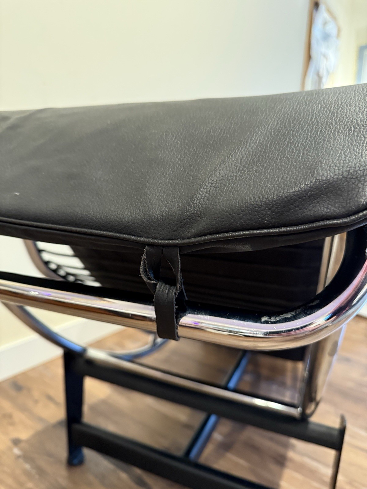 Le Corbusier LC4 Style Chaise Lounge Chrome Recliner Reproduction-Torn Leather